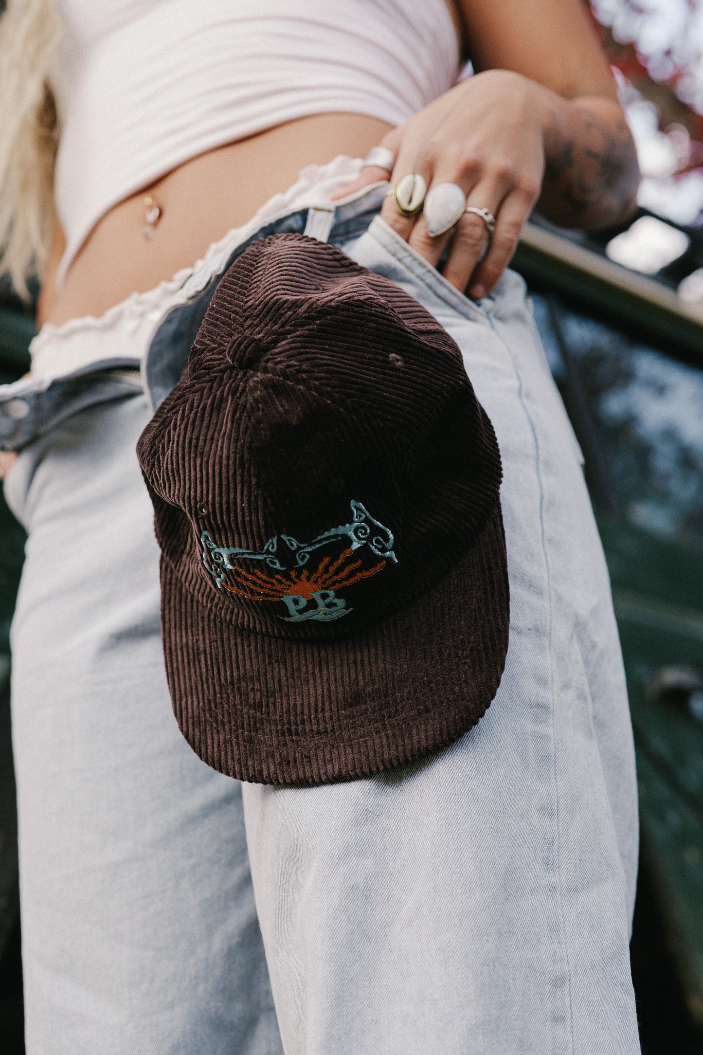 Sunset Lovers Cord Cap